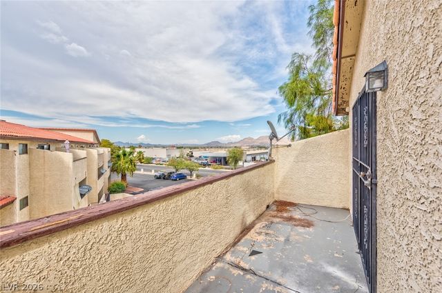 2080 Karen Avenue B63, Las Vegas, NV 89169