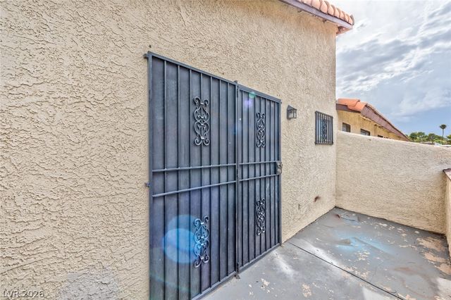 2080 Karen Avenue B63, Las Vegas, NV 89169