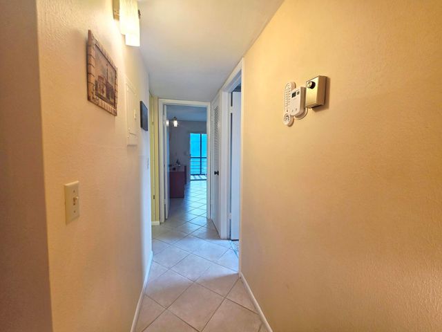 719 Flanders O, Delray Beach, FL 33484