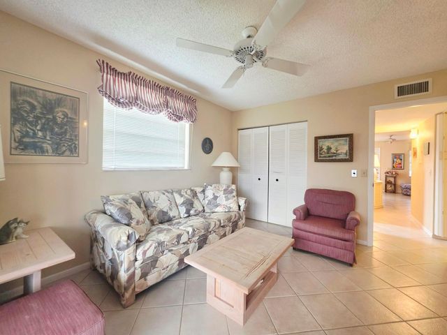 719 Flanders O, Delray Beach, FL 33484