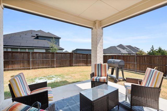 161 Camp Fire Drive, Waxahachie, TX 75165