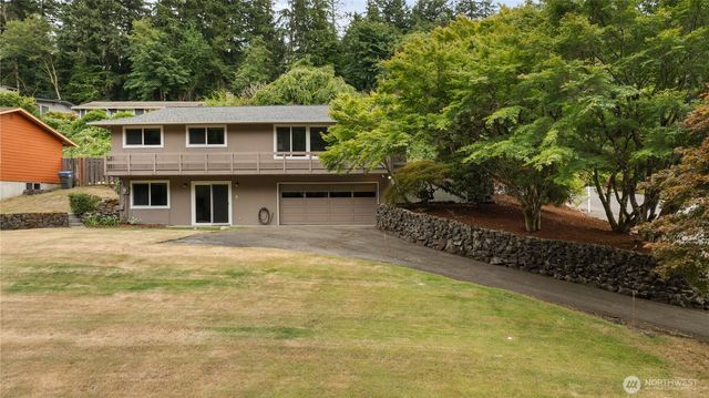1917 Higgins Road SE, Port Orchard, WA 98366