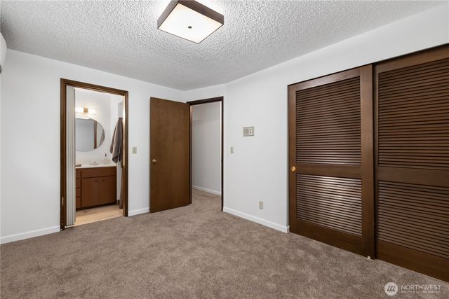 1917 Higgins Road SE, Port Orchard, WA 98366