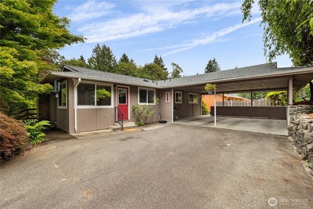 1917 Higgins Road SE, Port Orchard, WA 98366