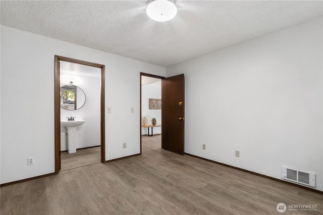 1917 Higgins Road SE, Port Orchard, WA 98366