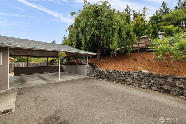 1917 Higgins Road SE, Port Orchard, WA 98366