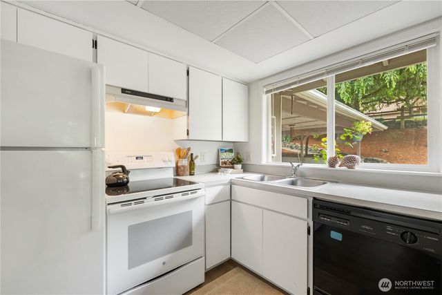 1917 Higgins Road SE, Port Orchard, WA 98366