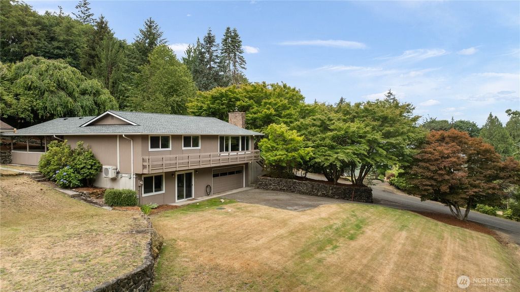 1917 Higgins Road SE, Port Orchard, WA 98366