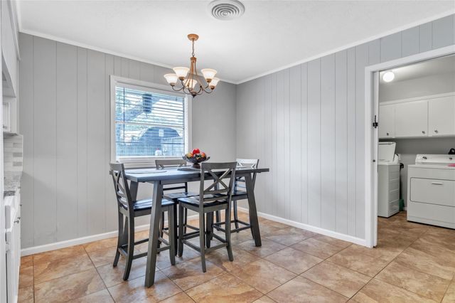 2207 Mockingbird Lane, Baytown, TX 77520
