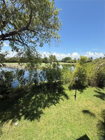 4974 NW 97th Place 310, Doral, FL 33178