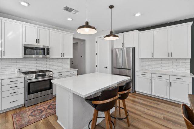 4847 Rockrose Dr, Folsom, CA 95630