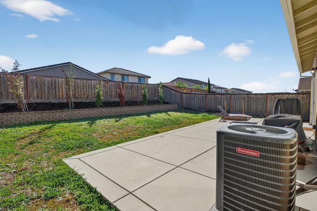 4847 Rockrose Dr, Folsom, CA 95630