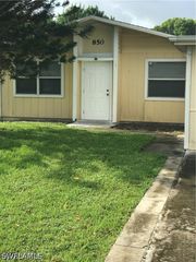 850 105th AVE N, Naples, FL 34108