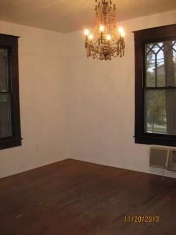 302 E 30th ST B, Austin, TX 78705