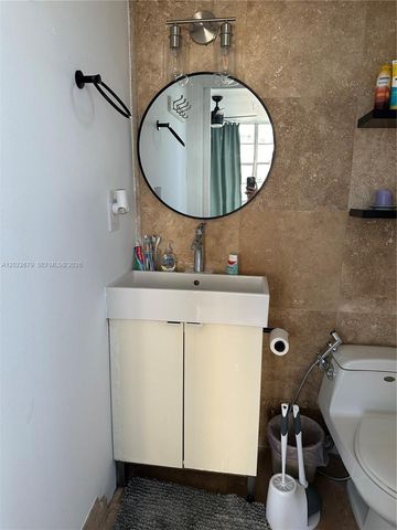 2100 Sans Souci Blvd B811, North Miami, FL 33181