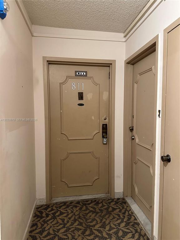 2100 Sans Souci Blvd B811, North Miami, FL 33181