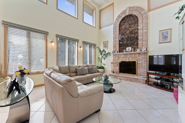 417 E Noyes Street, Arlington Heights, IL 60005