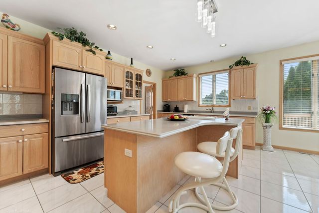 417 E Noyes Street, Arlington Heights, IL 60005