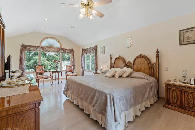 417 E Noyes Street, Arlington Heights, IL 60005