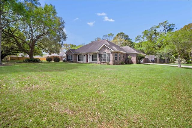 1578 Hunters Ridge Drive W, Mobile, AL 36695