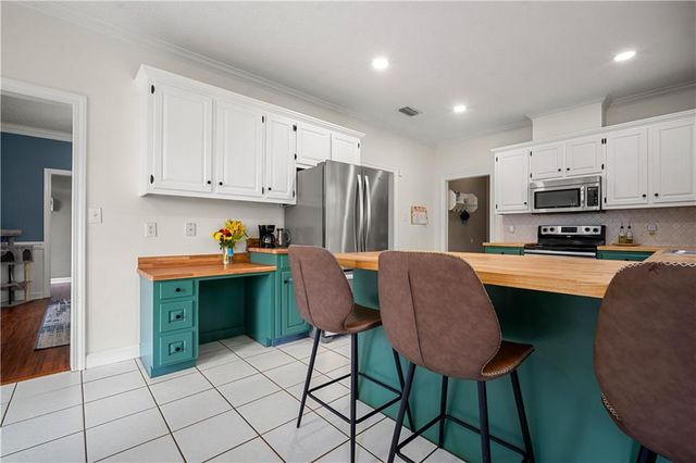 1578 Hunters Ridge Drive W, Mobile, AL 36695