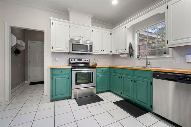 1578 Hunters Ridge Drive W, Mobile, AL 36695