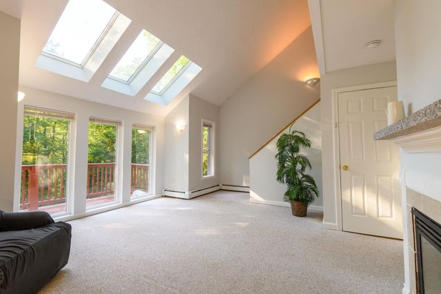 14 Checkerberry Ridge Road, Thornton, NH 03285