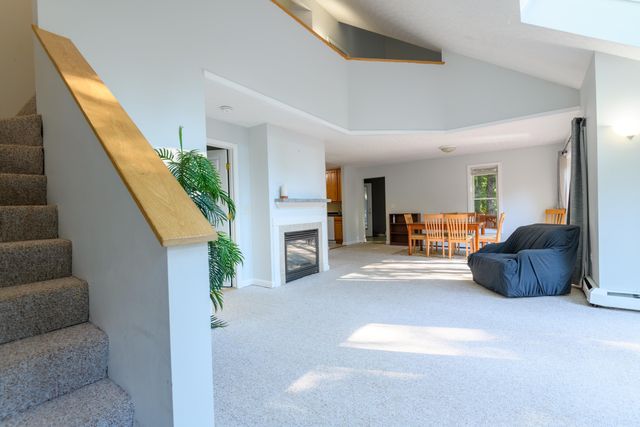 14 Checkerberry Ridge Road, Thornton, NH 03285