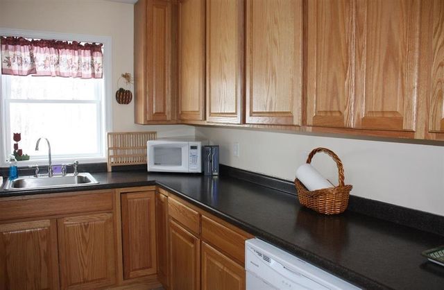 14 Checkerberry Ridge Road, Thornton, NH 03285