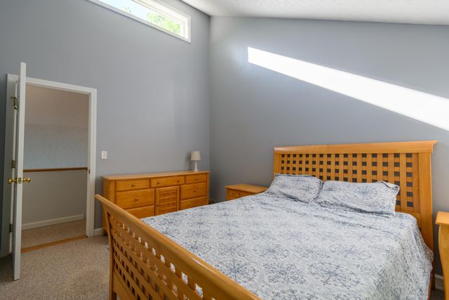 14 Checkerberry Ridge Road, Thornton, NH 03285