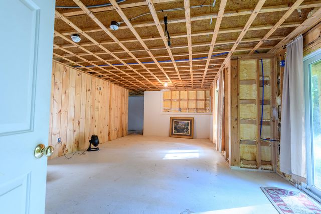 14 Checkerberry Ridge Road, Thornton, NH 03285
