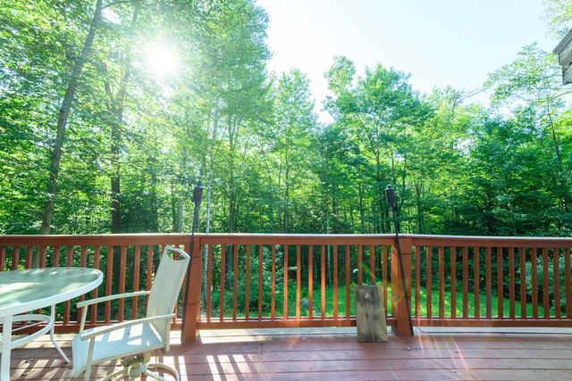 14 Checkerberry Ridge Road, Thornton, NH 03285