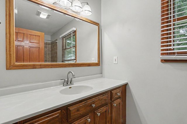 4745 Summit Road SW, Pataskala, OH 43062