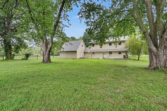 4745 Summit Road SW, Pataskala, OH 43062