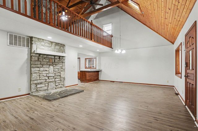 4745 Summit Road SW, Pataskala, OH 43062