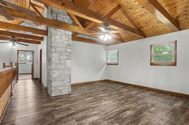 4745 Summit Road SW, Pataskala, OH 43062