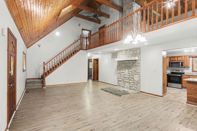 4745 Summit Road SW, Pataskala, OH 43062