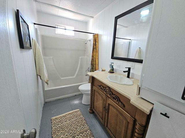 6538 W HATCHER Road, Glendale, AZ 85302