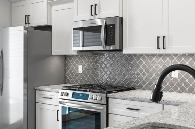 1053 E Wabash Street, Frankfort, IN 46041