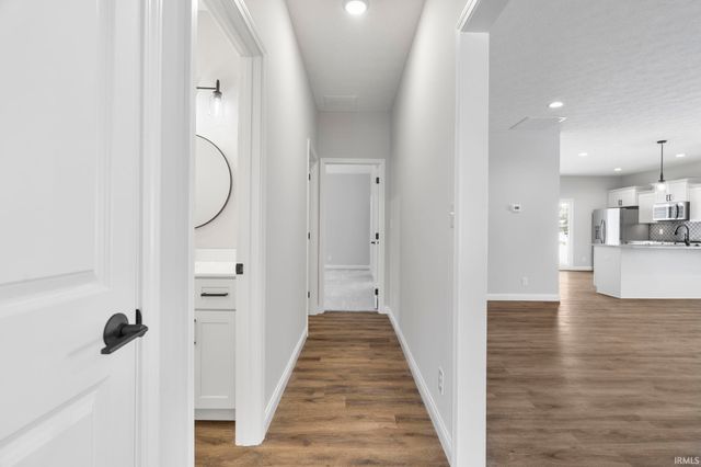 1053 E Wabash Street, Frankfort, IN 46041