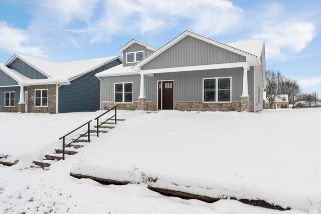 1053 E Wabash Street, Frankfort, IN 46041