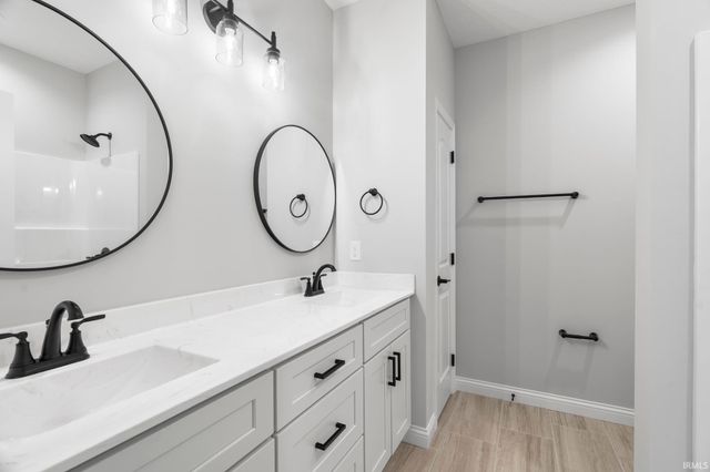 1053 E Wabash Street, Frankfort, IN 46041