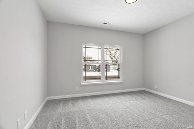 1053 E Wabash Street, Frankfort, IN 46041