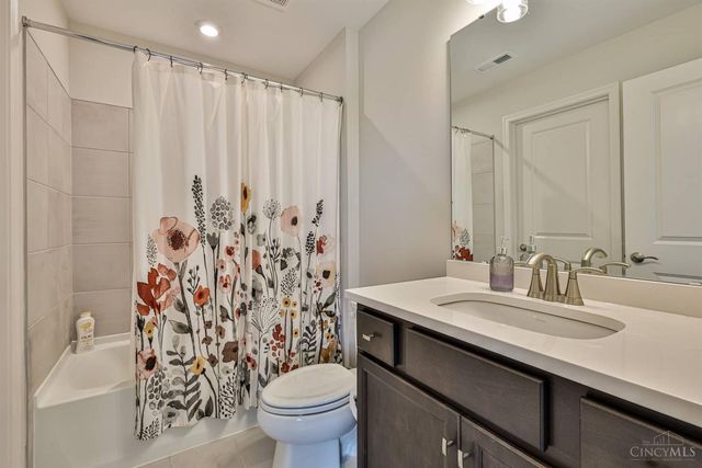 5017 Ainsley Drive, Mason, OH 45040