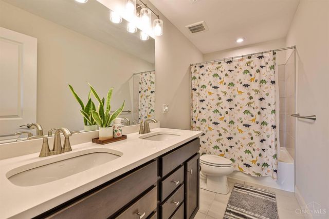 5017 Ainsley Drive, Mason, OH 45040