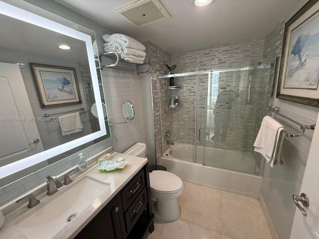 17375 Collins Ave 702, Sunny Isles Beach, FL 33160