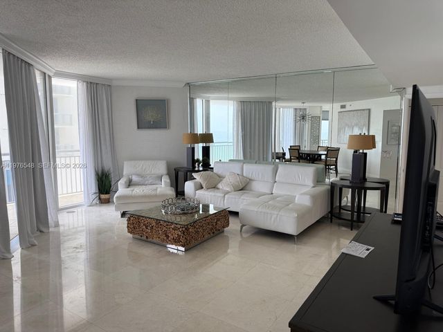 17375 Collins Ave 702, Sunny Isles Beach, FL 33160