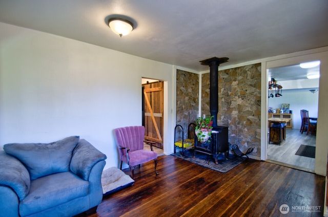 715 Copalis Beach Road, Copalis Beach, WA 98535