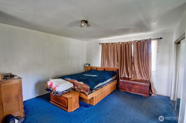 715 Copalis Beach Road, Copalis Beach, WA 98535