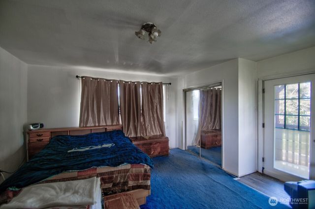 715 Copalis Beach Road, Copalis Beach, WA 98535